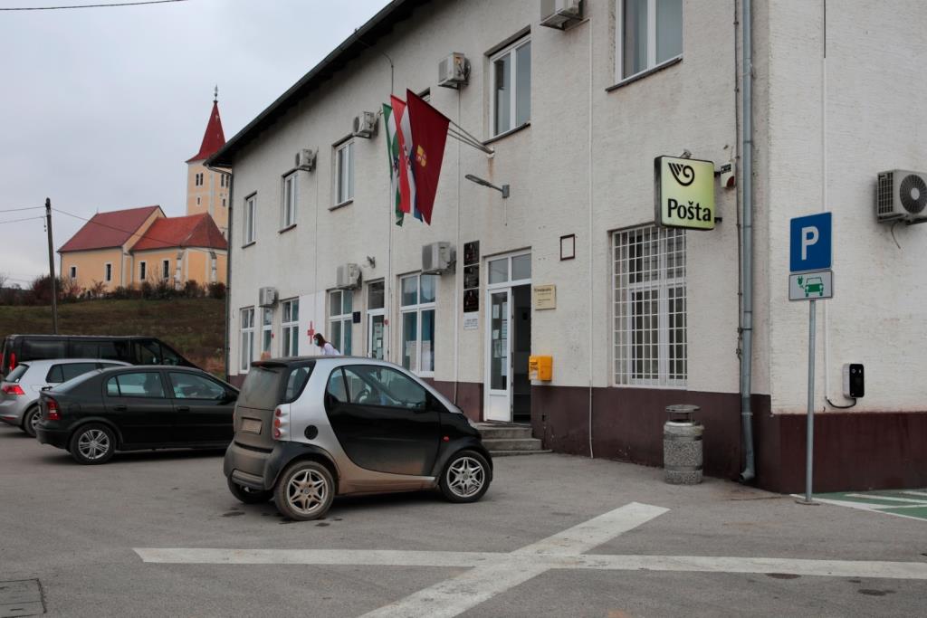 Općina Rakovec - sve na jednom mjestu: općinski ured, ambulanta, pošta, apoteka, vatrogasci, postaja za punjenje električnih automobila, veterinar... / Foto: Dražen Tomić